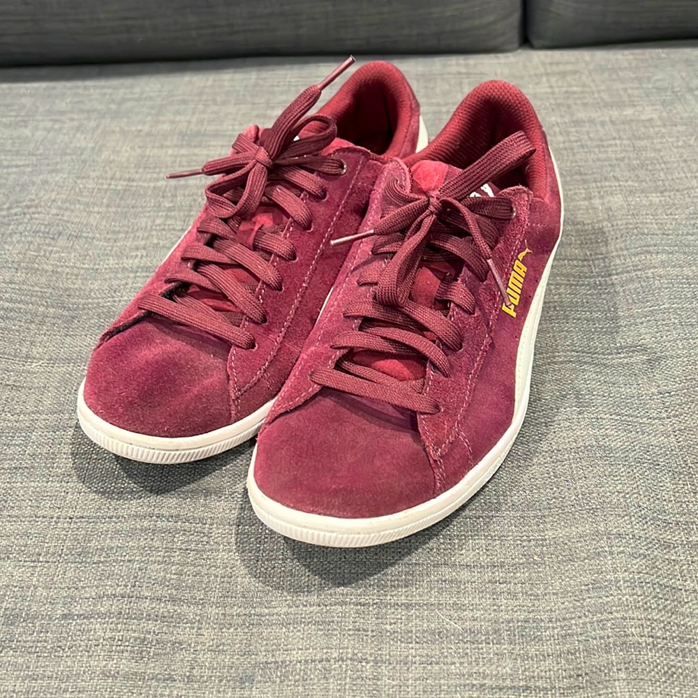 PUMA Ladies Vicky Suede Shoes 10, Purple